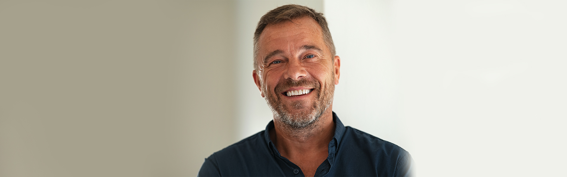 What Should You Look for in a Dental Implant Surgeon?